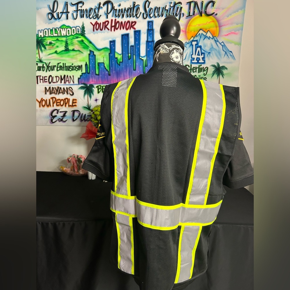 Reflectiv Vest - Picture 3 of 4